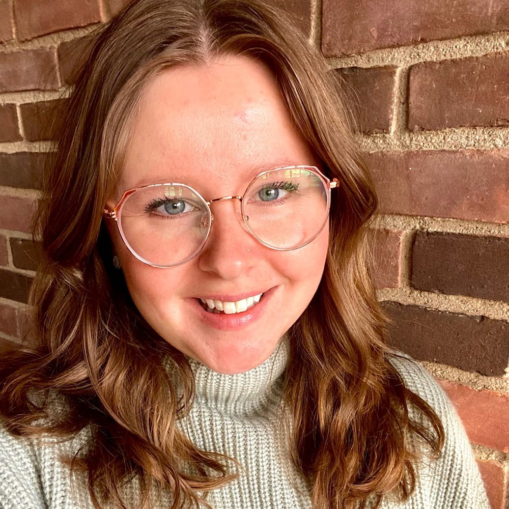 Meet your Posher, Sarah fay